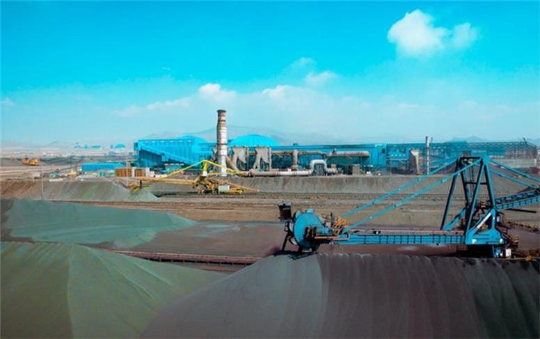 آثار و پیامدهای استقرار نظام ارز تک‌نرخی بر رقابت‌پذیری و عملکرد زنجیره فولاد