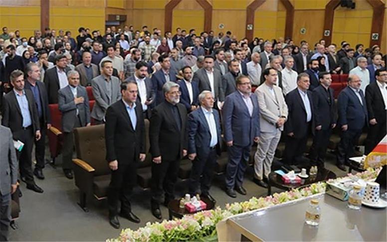استراتژی چادرملو، استقرار صنعت سبز در‌ اردکان است