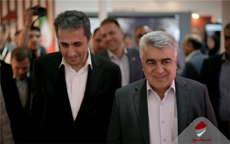 بازدید رئیس هیئت عامل ایمیدرو از غرفه صبانور در رویداد جامع معدن و صنایع معدنی