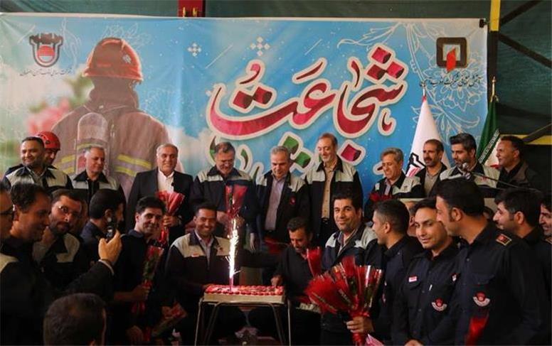 تجلیل از دریادلان آتش‌نشانی ذوب‌آهن در روز ایمنی و آتش‌نشانی| آتش‌نشانان ذوب‌آهن حیات‌بخش سازمان هستند