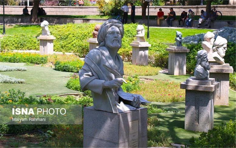 ظرفیت‌های مغفول مانده در مؤسسه خانه شعر و ادب استان همدان