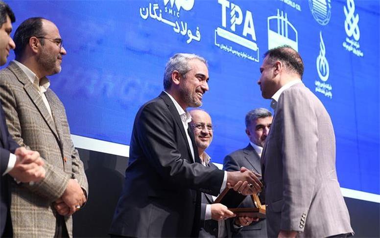 تجلیل از مدیرعامل شرکت ملی مس در همایش «برترین‌های بورس کالای ایران»