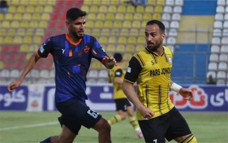 برد ارزشمند مس شهربابک مقابل صدرنشین؛ مس کرمان هم سه امتیاز حساس گرفت