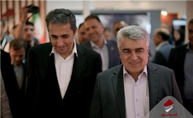 بازدید رئیس هیئت عامل ایمیدرو از غرفه صبانور در رویداد جامع معدن و صنایع معدنی