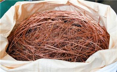 شرکت‌های اروپایی: اتحادیه اروپا باید محدودیت صادرات قراضه مس را اعمال کند